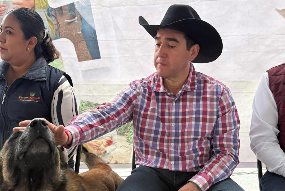 Napoleón González Pérez tweet media