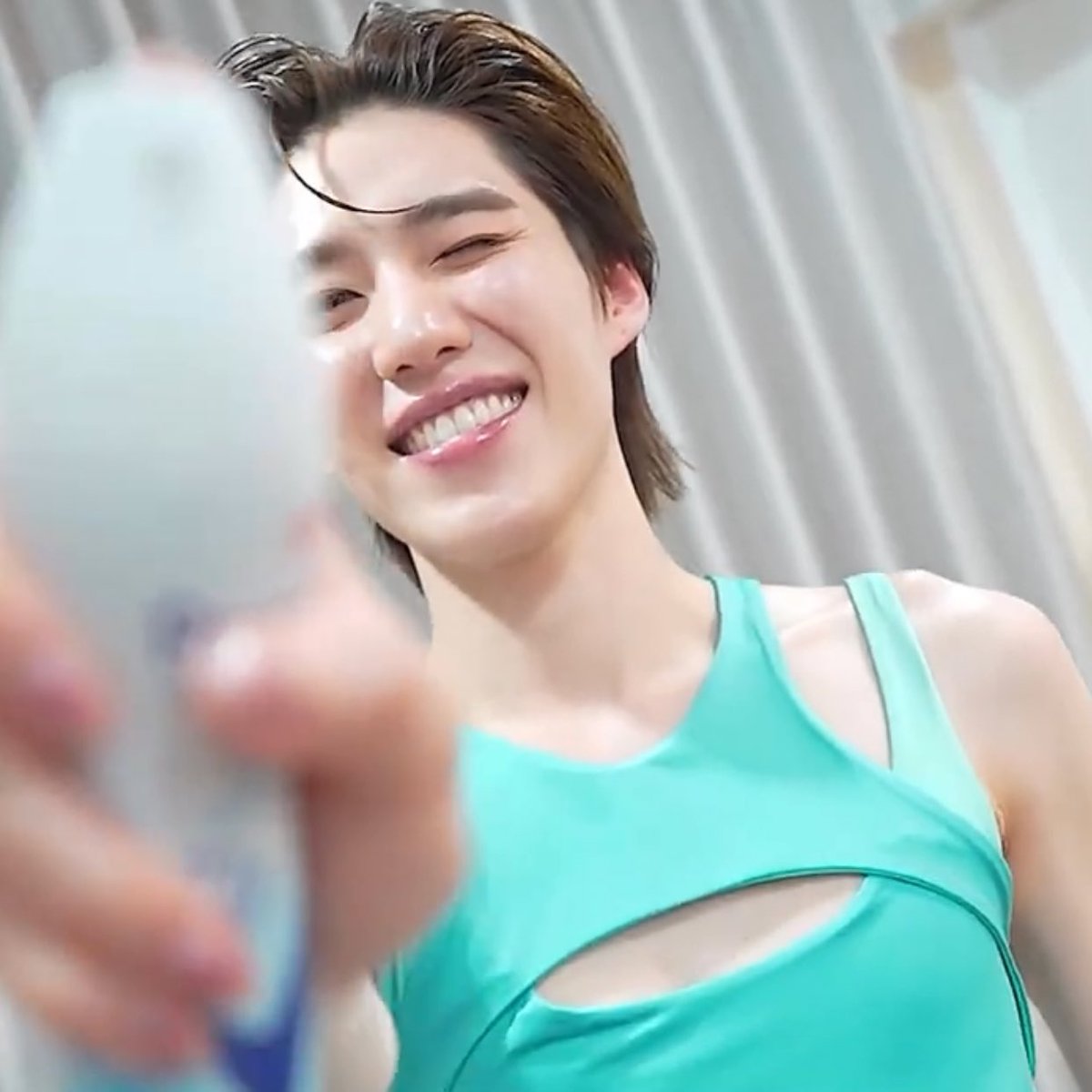 ปอปลาสองตัว tweet media