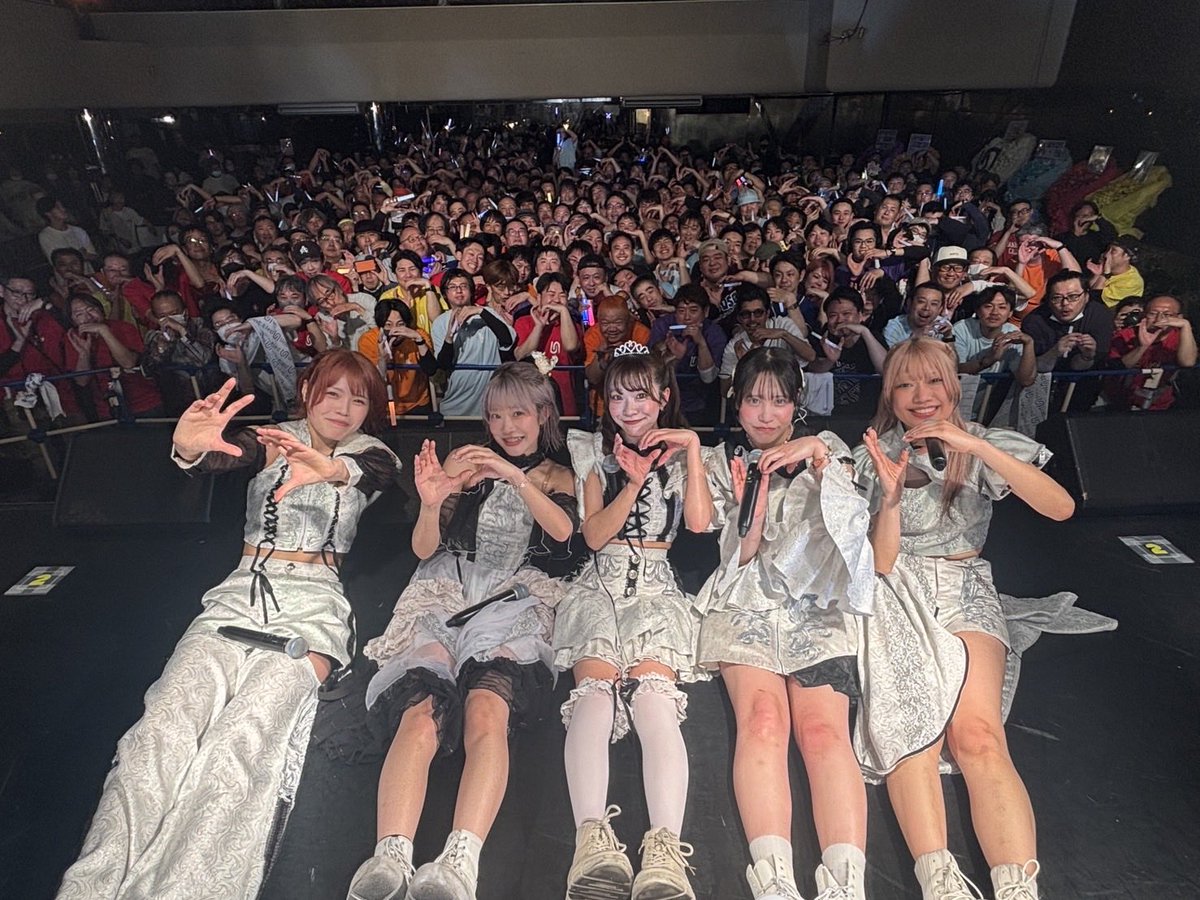 airatsushi's tweet photo. Untitledのライブ・セットリスト

2022年8月6日の初ステージから
2026年3月28日のファイナルまで
通算で1,080ステージを駆け抜けた

https://t.co/YhbfmqN3ri

俺は2022年11月5日から、989現場に参加しました
素晴らしい景色を幾度も幾度も見せて貰いました、全てが最高の時間でした

心からありがとう https://t.co/kyonMtcGs5