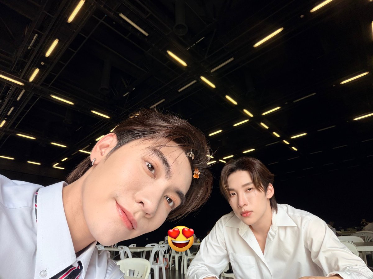 Parnprt_୨୧ tweet media