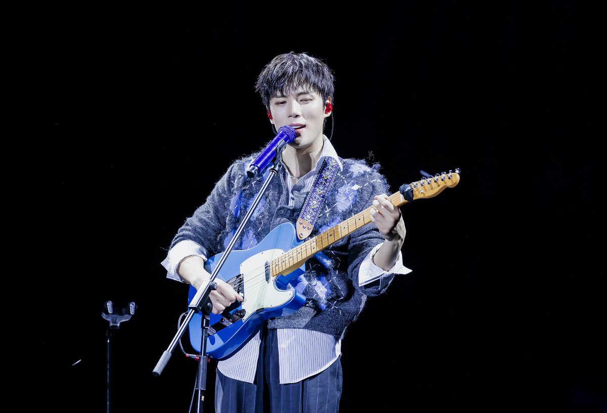 260328 [THE X : NEXUS] IN KL

흑발 리칭 좋네요☺️

#민혁 #MINHYUK #몬스타엑스 #MONSTA_X #MONSTAX