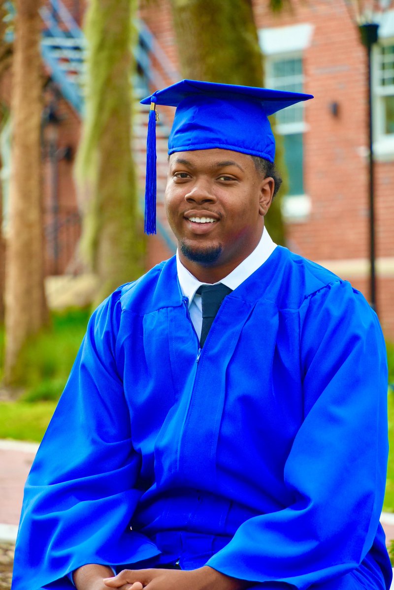 3⭐️ DT stephone ross tweet media