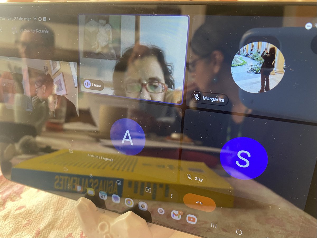 Al gravitar rotando tweet media