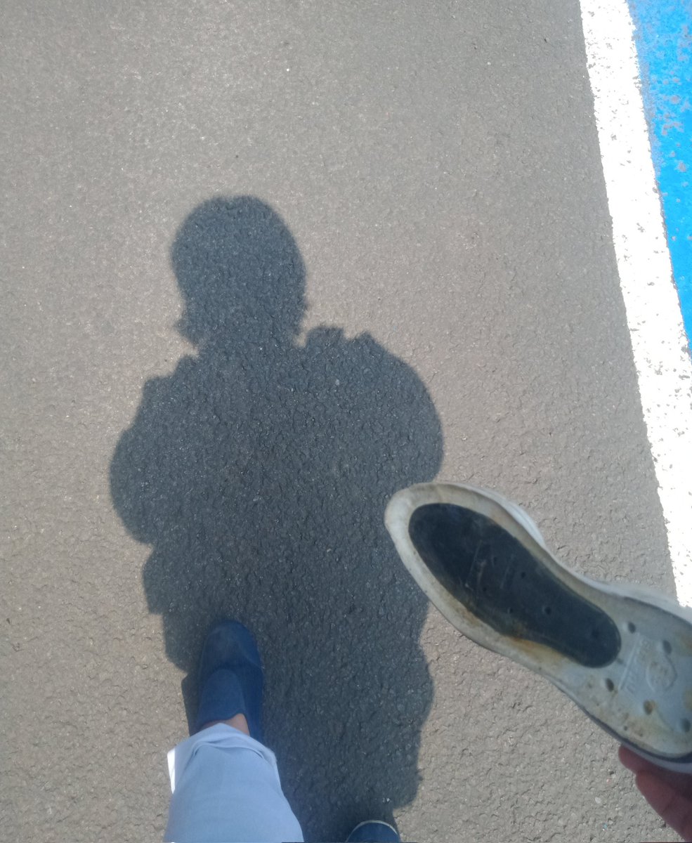 Awali Senin pagimu dengan sol sepatu copot