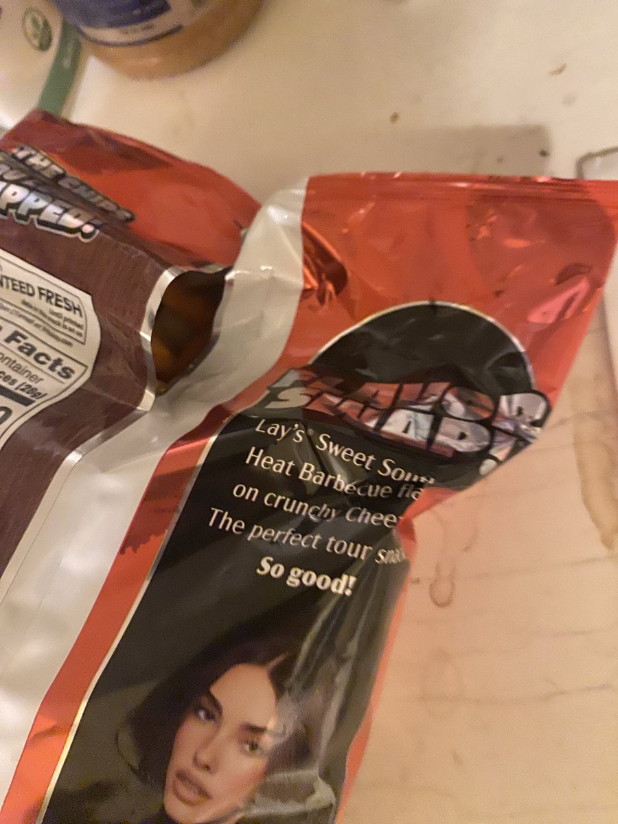 Yokohellknow tweet media