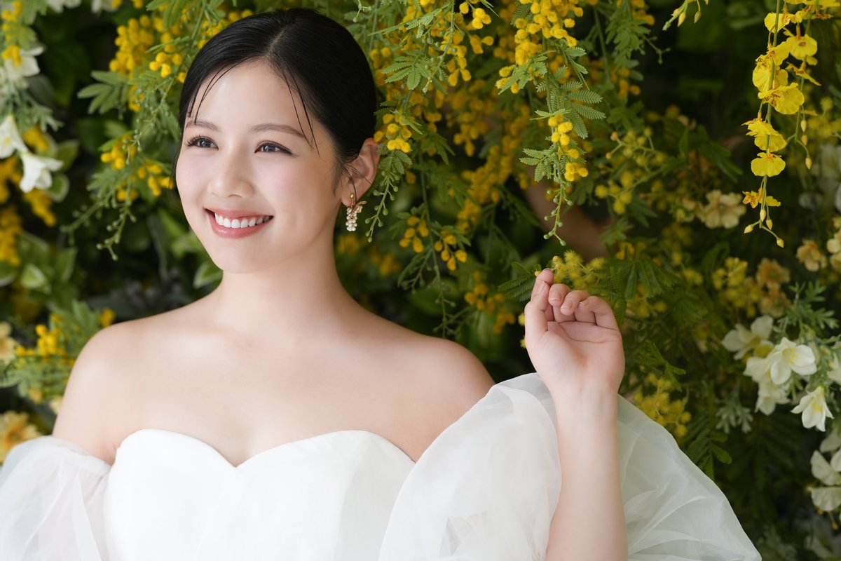 placole_dressy's tweet photo. ウェディングドレスに憧れる全ての人へ。
DRESSYが贈る、特別コンテンツ。

第71回目には俳優の #渡邉美穂 さんが登場！✨
@mihostaff

▼特別インタビューはこちらから
https://t.co/X5Dtc0A98w https://t.co/446NxdRofF
