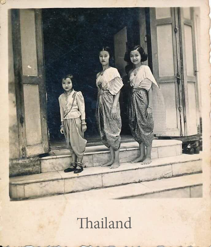 จจ ◡̈ ☁︎ *. 🌻🐈‍⬛ tweet media