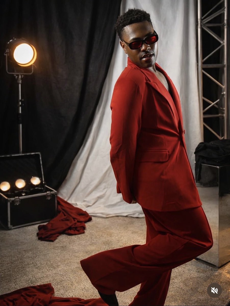 Ramiya ; Queen of New York tweet media