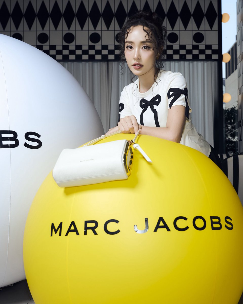 hashtag legend Thailand tweet media