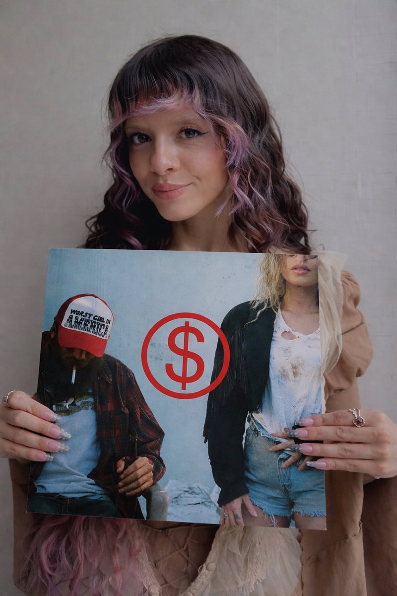 Melanie Martinez says stream WORST GIRL IN AMERICA!!