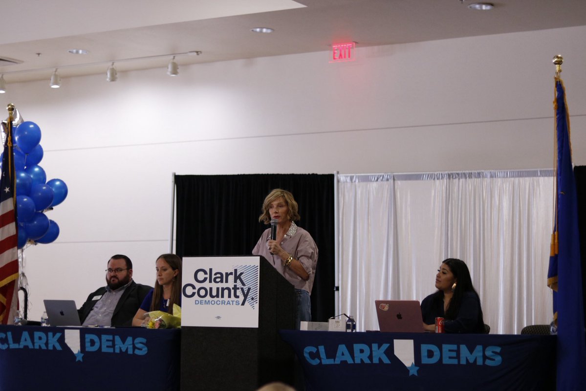 Susie Lee tweet media