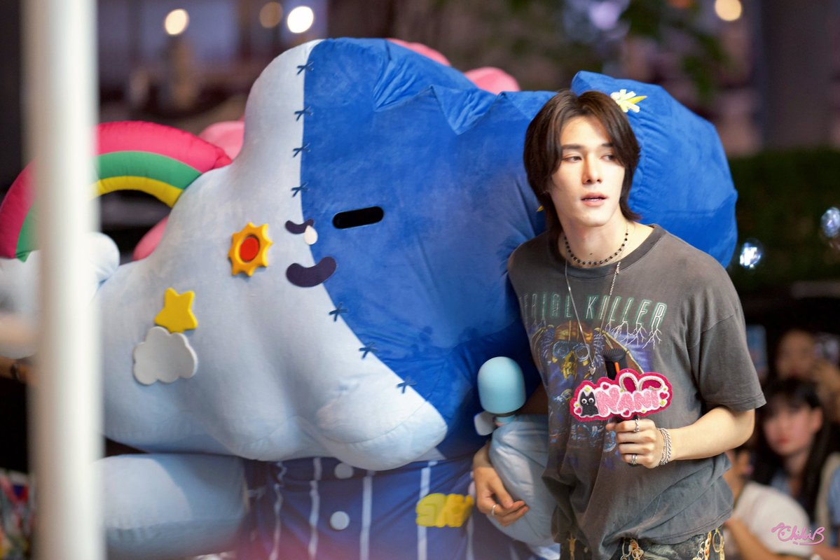 de, ☘︎ ݁ tweet media