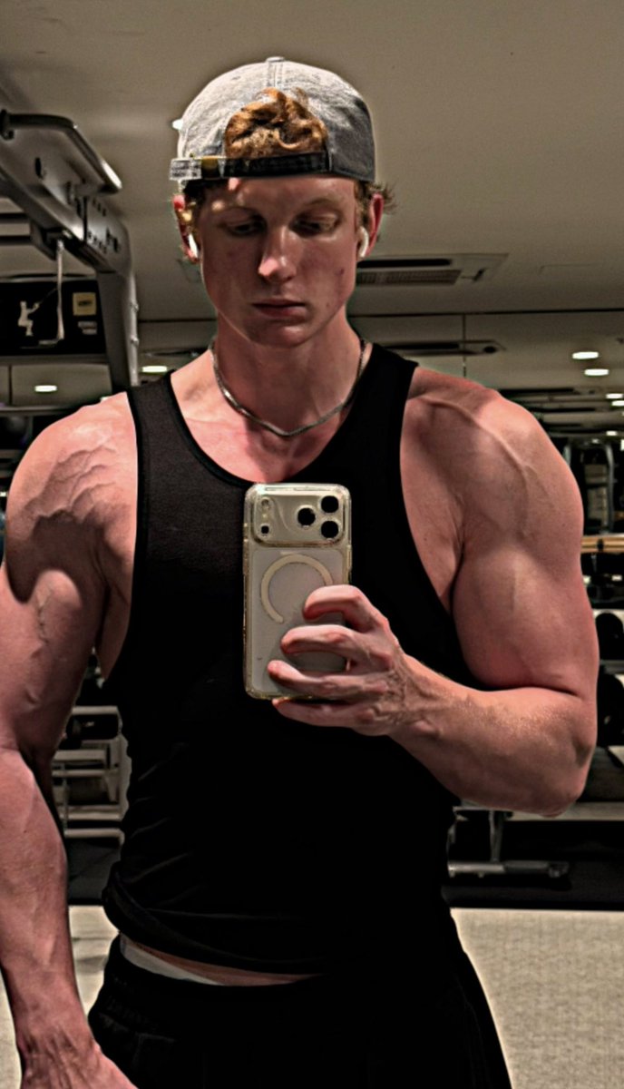 ✰ God Àtlas tweet media