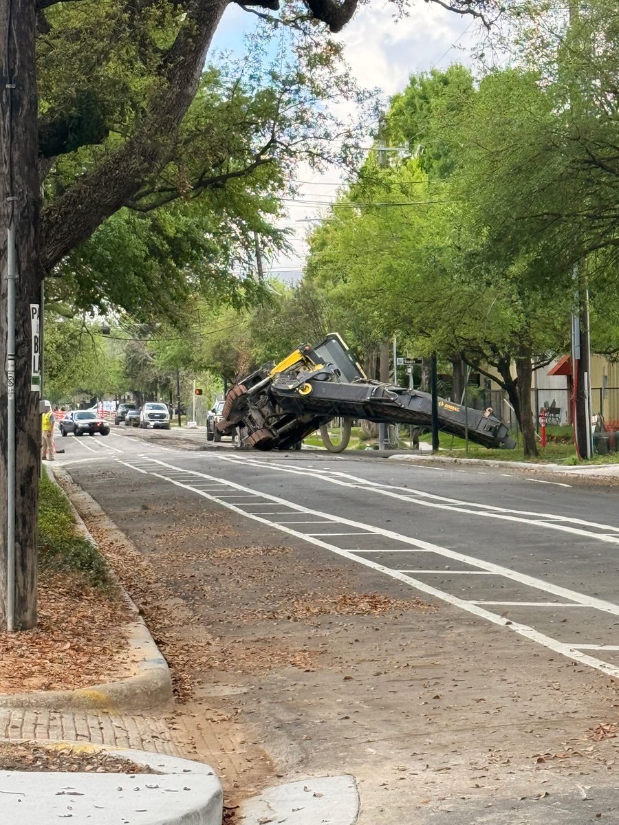 NorthlineLex tweet media