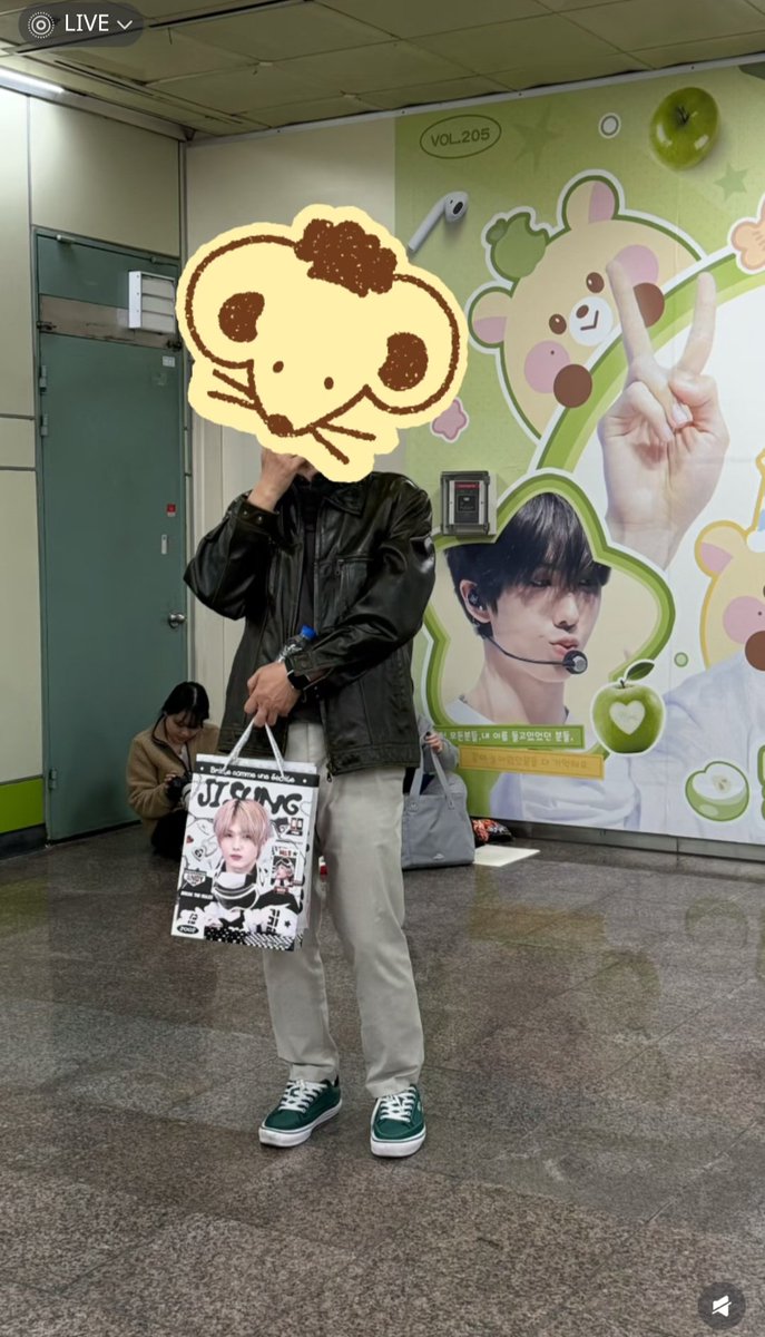 vanillatea tweet media