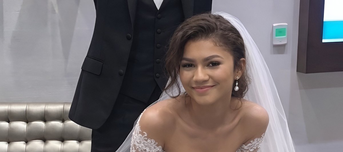 LockScreen_Art tweet media