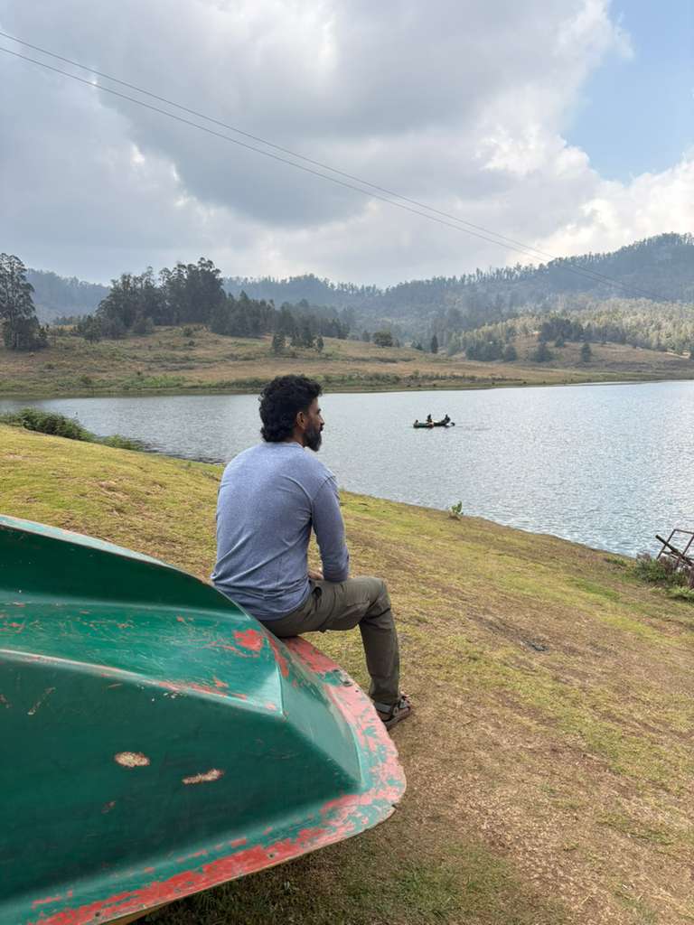 qubitfitness's tweet image. A CEO or an intern, no one can outsource fitness. 

Money buys time, not #health. 

Your body demands effort. 

No #shortcuts lift your own weight. 

#Discipline is the real leverage.