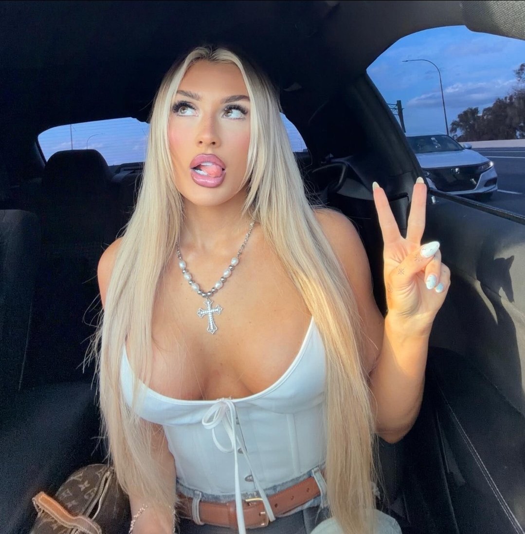 To The Tiffy Top ☆ tweet media