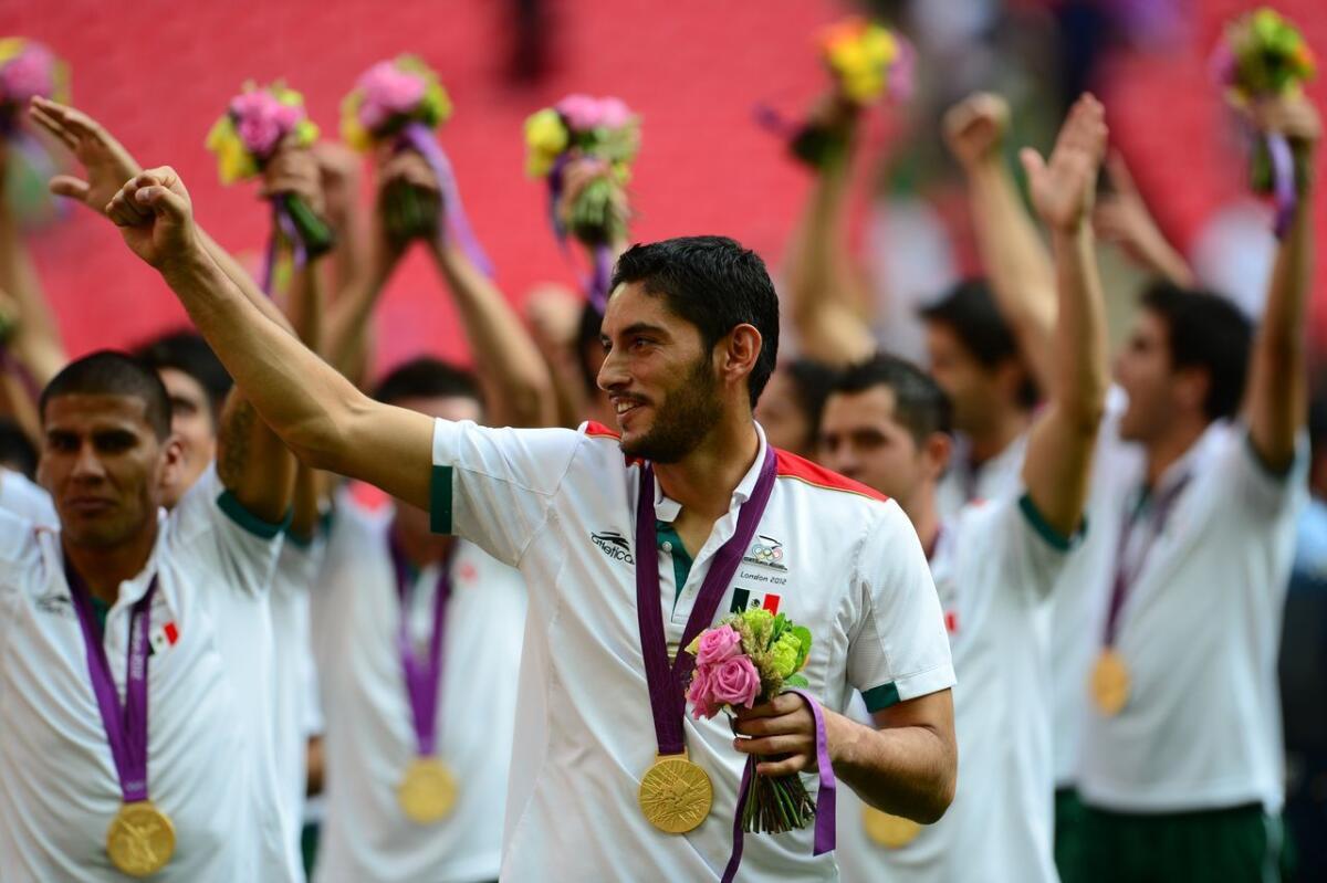 Paradelismo tweet media