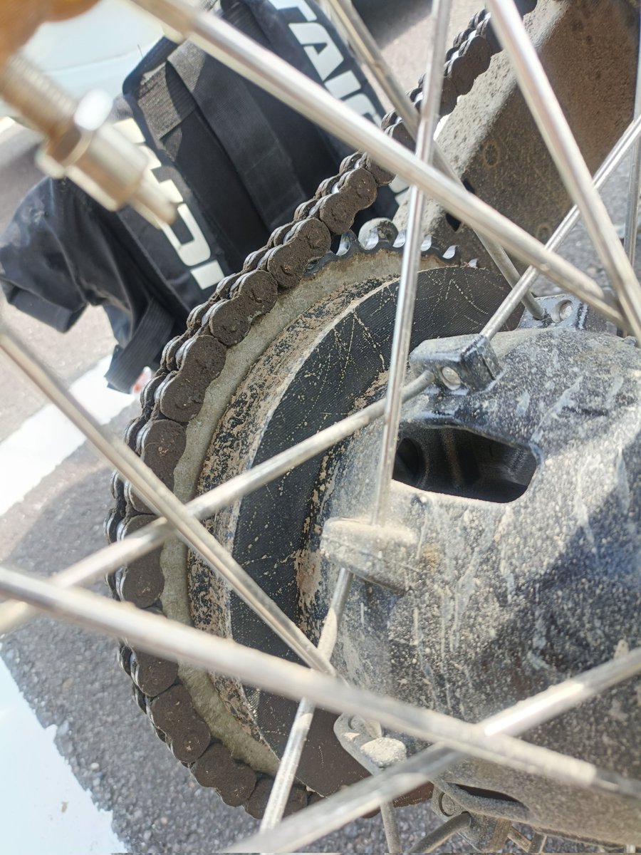 DRの人 tweet media