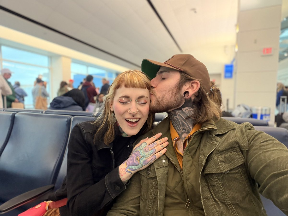 larn 🦊💛💋 tweet media