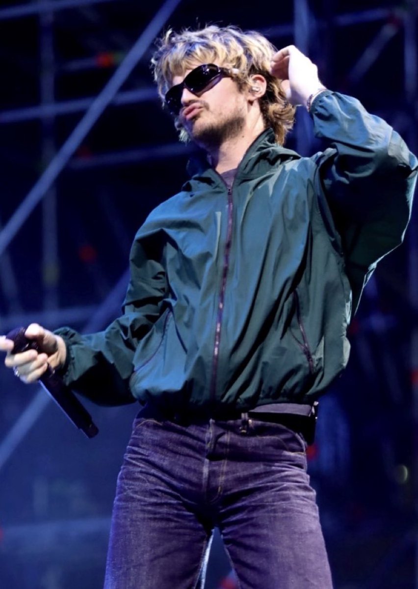 ash || SEEING DJO ⊹ . ݁ ⟡ ݁ . tweet media