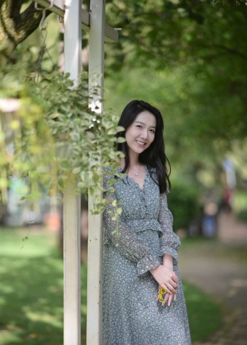 Alex Tan tweet media