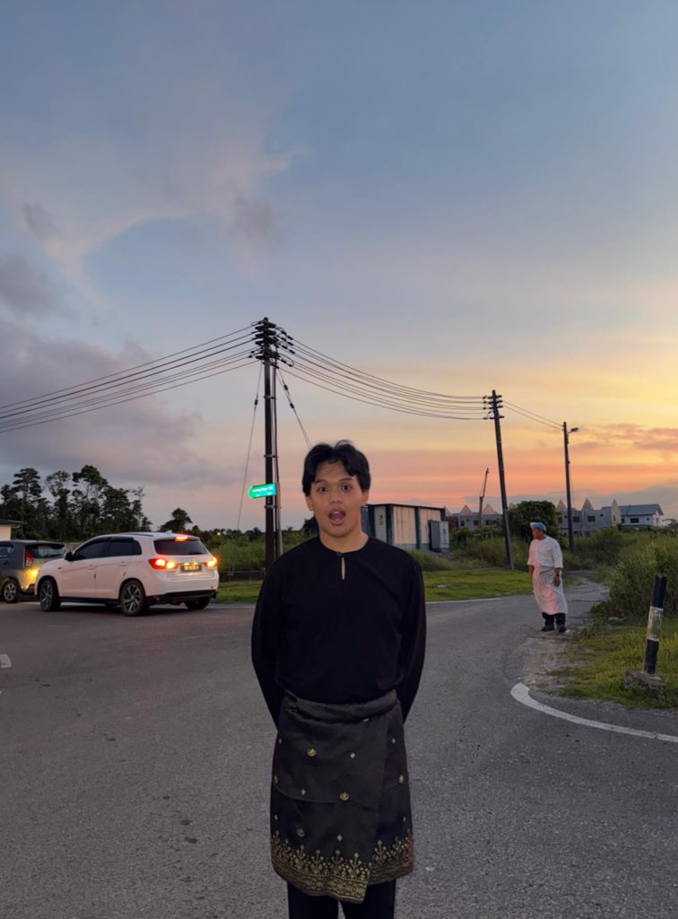 whosquinnn's tweet photo. SHR 🌙 https://t.co/icJYu6Fl01