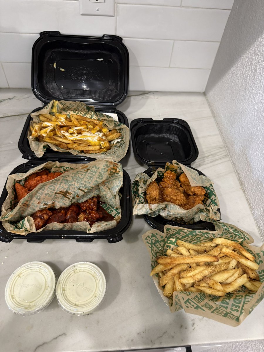 🎶 John 🎵 tweet media