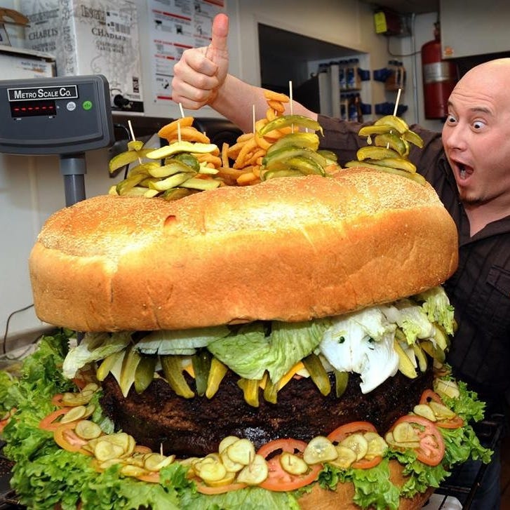 Dave the Cracoon and 427 Others tweet media