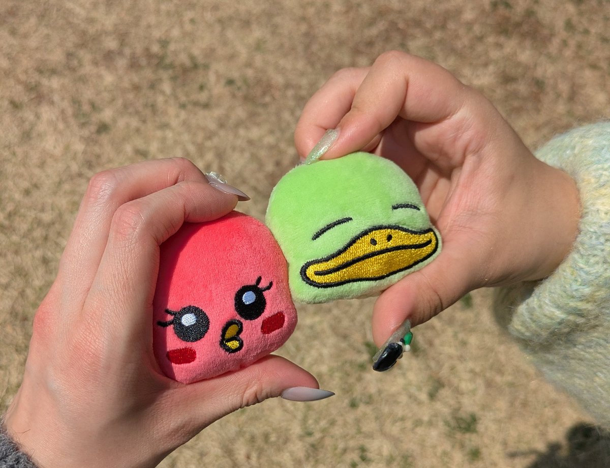 あいな tweet media