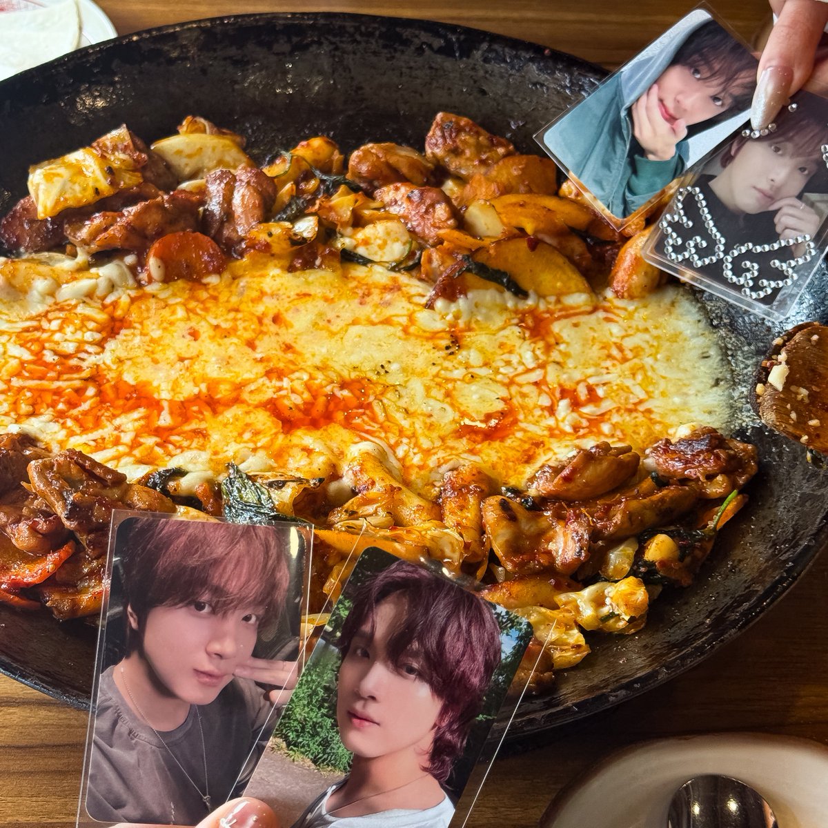 리들 tweet media