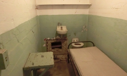 虚構新聞アーカイブス tweet media