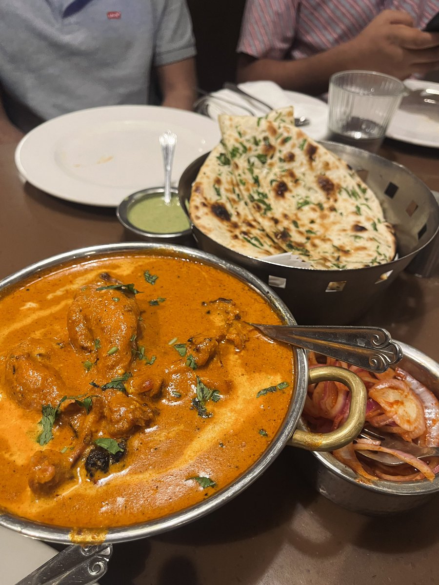 ساحل کاظمی tweet media