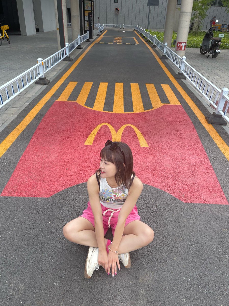 hoback_k's tweet photo. [Just finished binging the new season of [综艺名]—the talent showdowns u0026 behind-the-scenes chaos are chef’s kiss!  Who’s your favorite contestant Drop a  if you’re already hooked! #综艺打卡 #FavoriteContestant] https://t.co/HKwUx7bDty