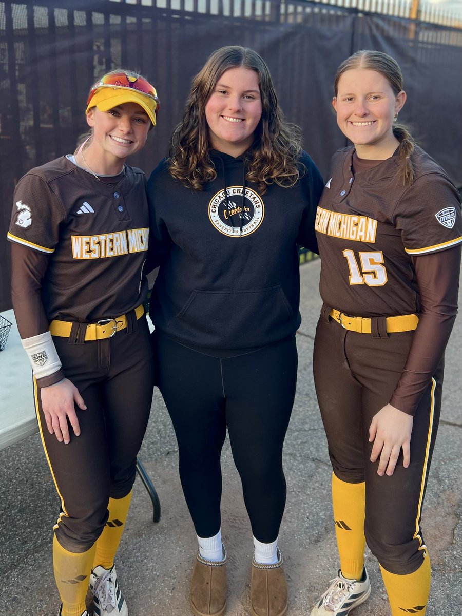 Evelyn Blahnik 2029 tweet media