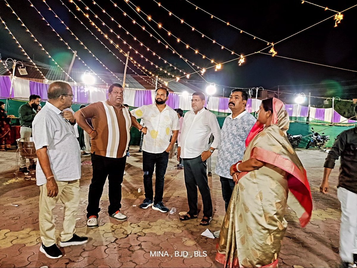 mina_smt's tweet photo. ବାଲେଶ୍ଵର ସହର ଅର୍ନ୍ତଗତ ଆଜିମାବାଦ୍ ଅଞ୍ଚଳର ମୋର ସାନ ଭାଇ Sekh Akhtar ଙ୍କ ସୁପୁତ୍ରଙ୍କ Rashm-E-Sunnat ଉତ୍ସବରେ ଯୋଗଦେଇ ଆୟୁଷ୍ମାନ Sekh Afaak Quadri ଙ୍କ ଉଜ୍ଜଳ ଭବିଷ୍ୟତ ନିମନ୍ତେ ଭୁଜାଖିଆ ପୀର ବାବାଙ୍କ ଠାରେ ପ୍ରାର୍ଥନା କରିଲୁ....
#BJDDigitalWing #balasore https://t.co/rcr97DSW90