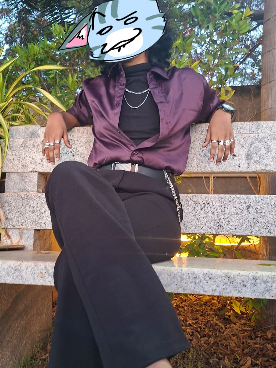 BelowAverageBreather tweet media