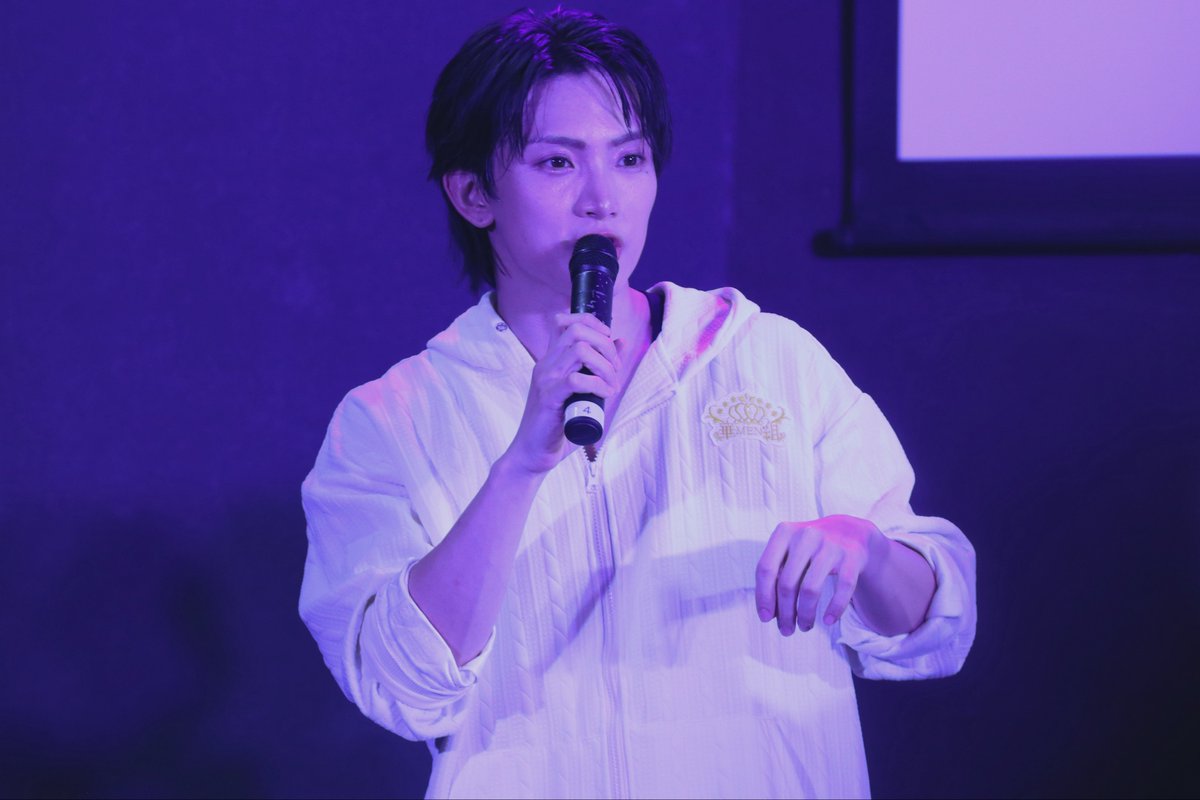 260329 華MEN組〈第14回〉定期コンサート”華コン” 2部

顔が強いたくみ

#華MEN組
#橋口巧
#華コン

( <a href="/kamengumi_taku/">橋口 巧(takumi hashiguchi) 【華MEN組 タクミ】</a> )