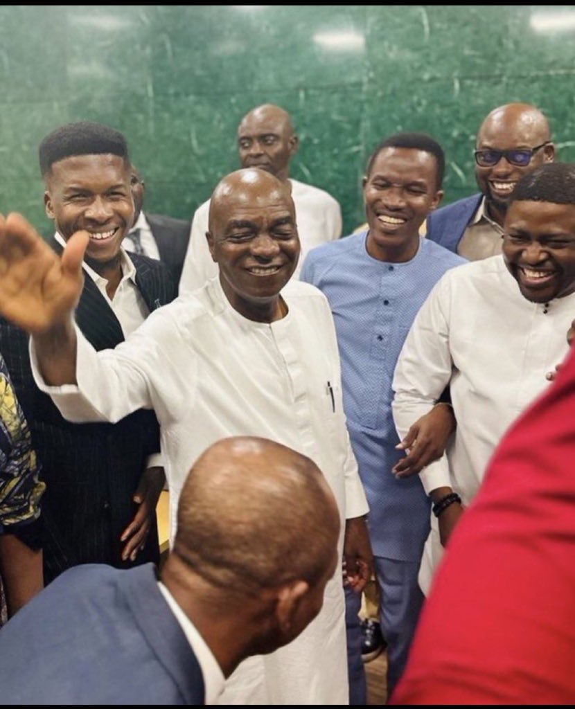 ethan🇺🇬 tweet media