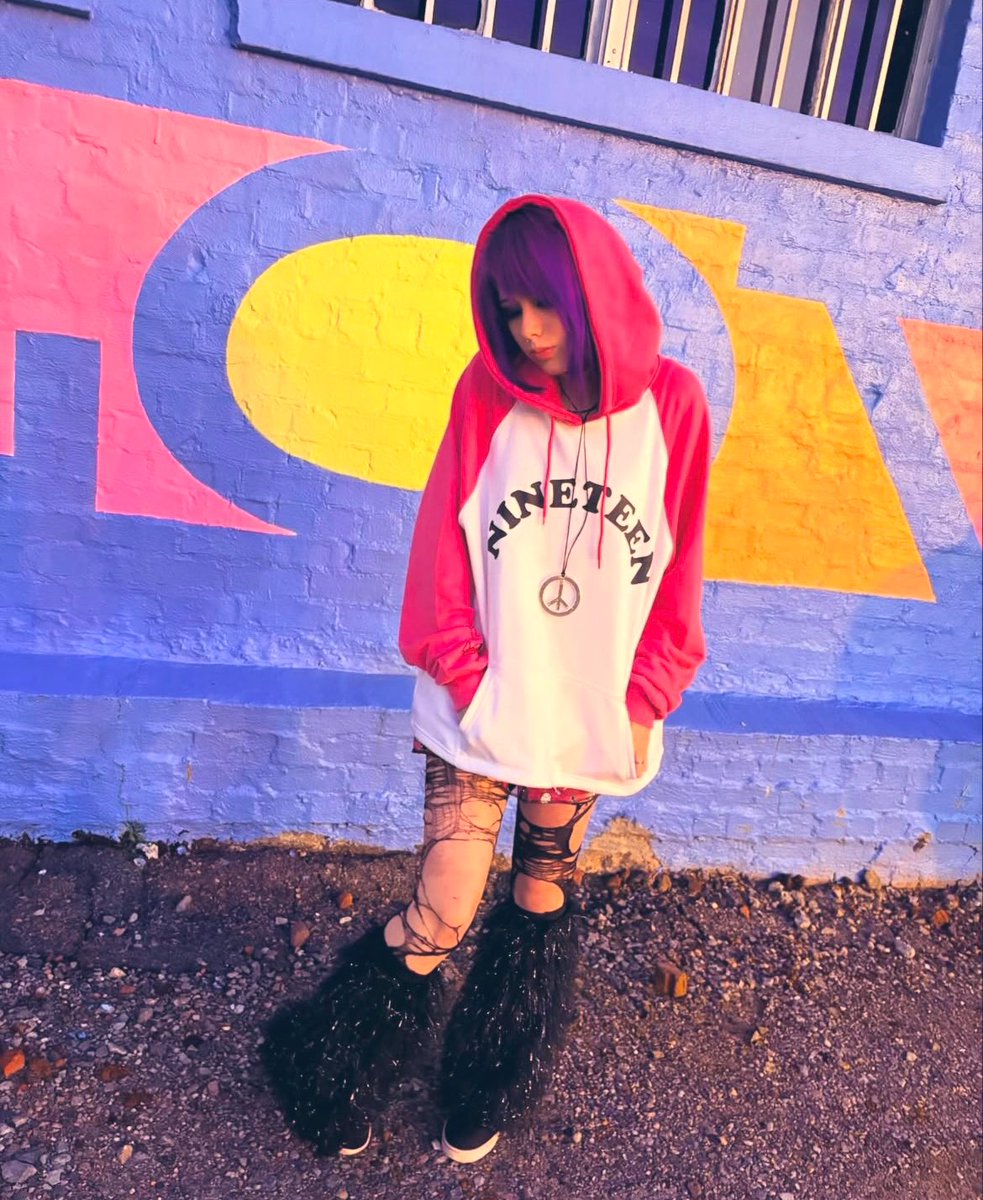 Nineteen 50 tweet media