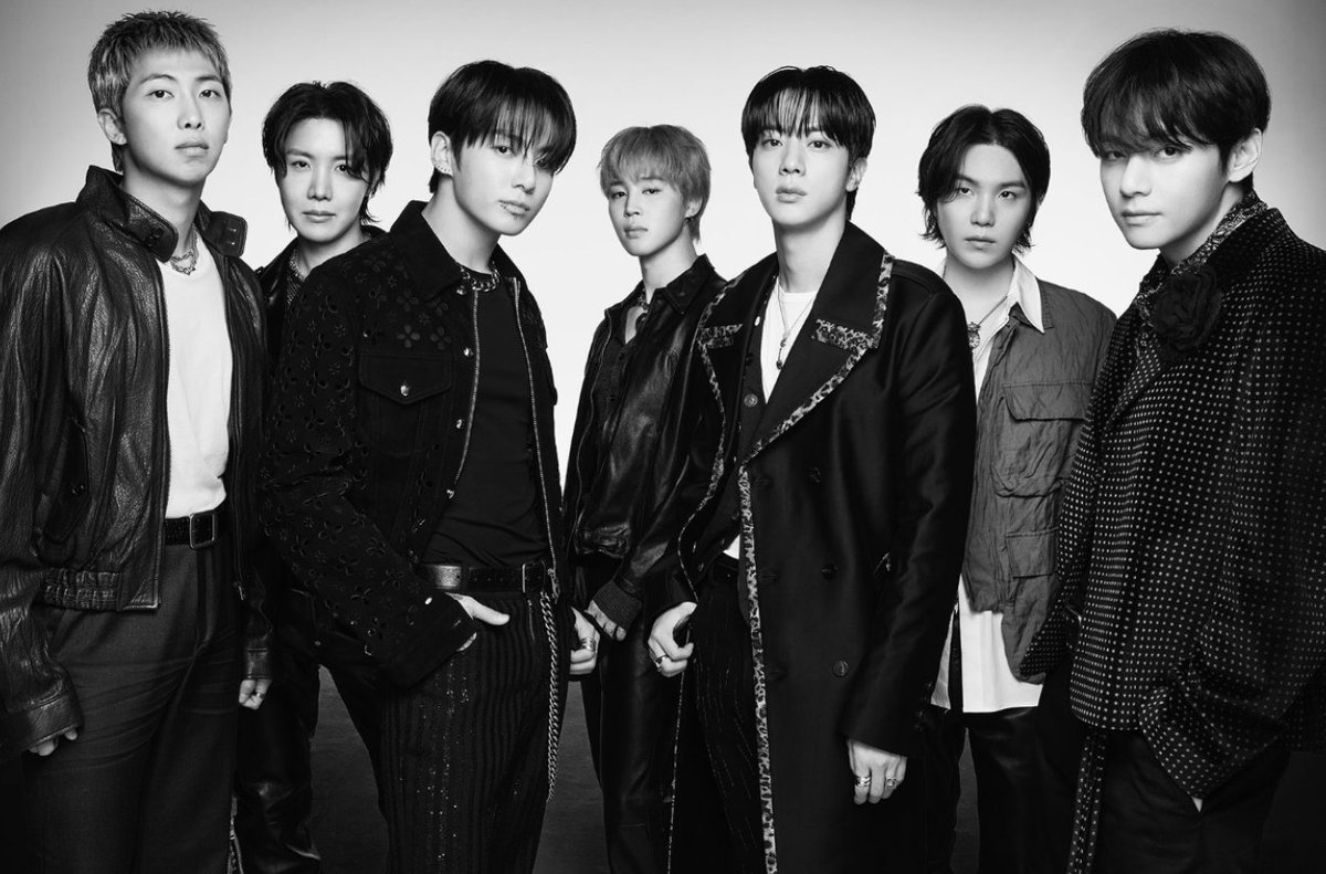 About Music tweet media