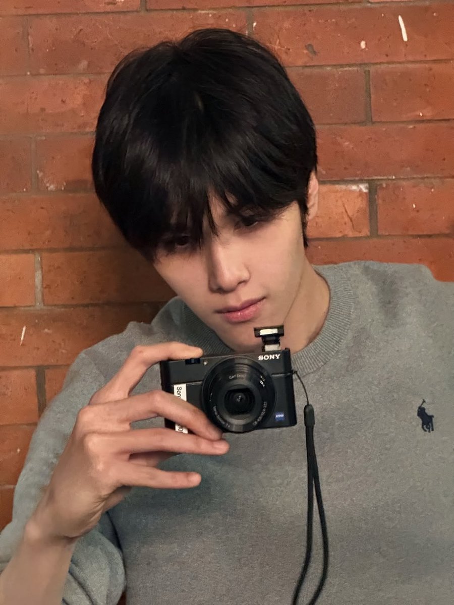 ๐ฃ๐๐๐. tweet media