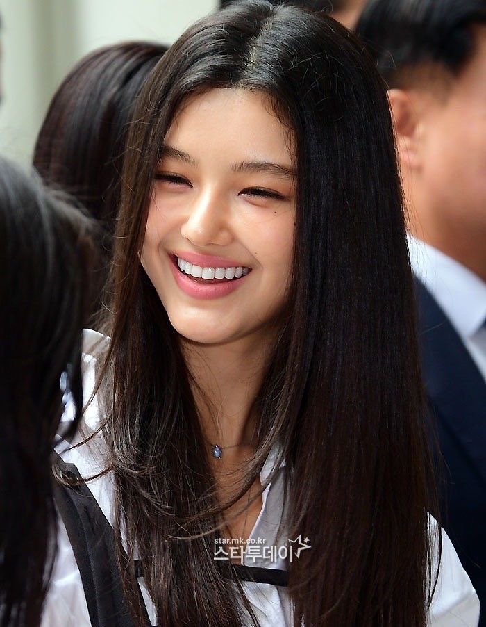 went to pretty girl avenue and they all knew her