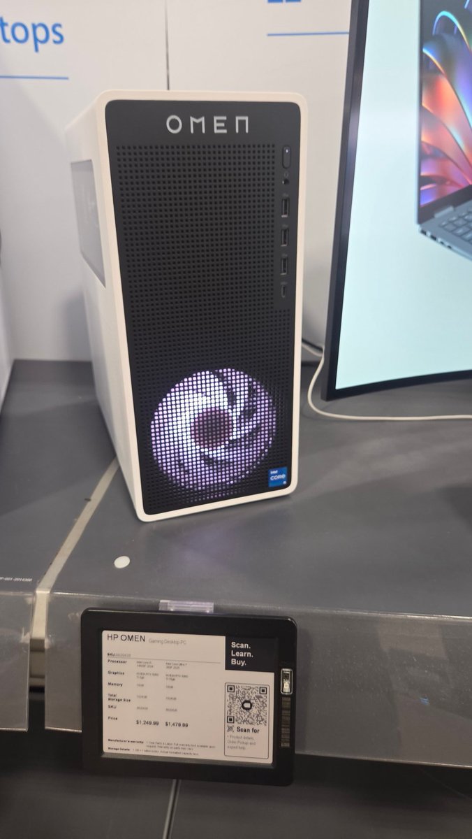 DOC_DARK1985 tweet media