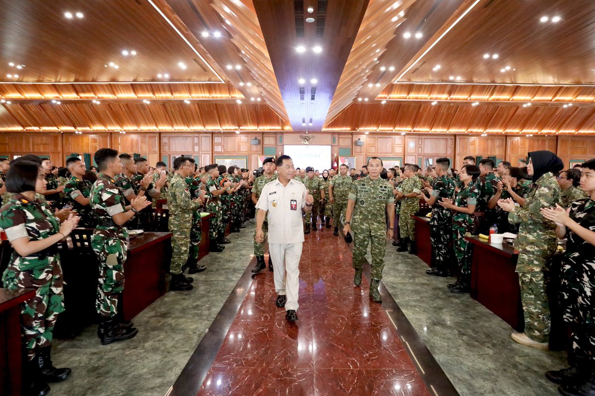 Unhan RI tweet media