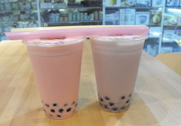 strawberry cake dolly ˚ʚ♡ɞ˚ tweet media