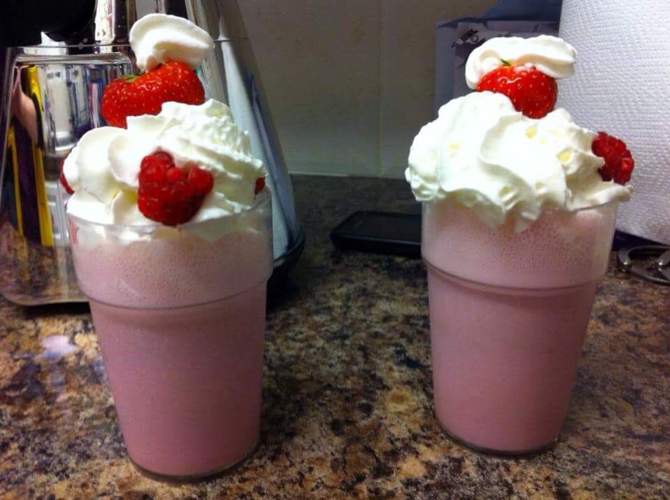 strawberry cake dolly ˚ʚ♡ɞ˚ tweet media