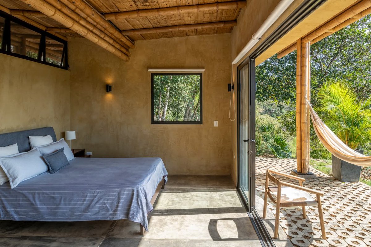 CPMMwangi's tweet photo. The retreat by obreval design.
Bamboo x rammed earth.

Total peace.👌 https://t.co/KPlXgf6yJF