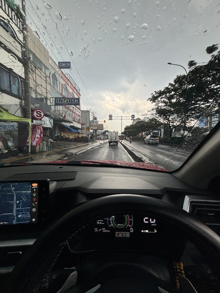 𝘩𝘢𝘯. tweet media